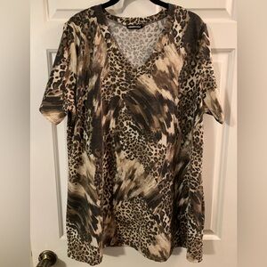 Heimish leopard print short sleeve top